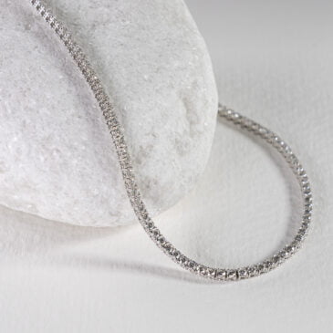 Collar de oro blanco 18K y 174 diamantes de Joyería Marcos, envío rápido en 24h.