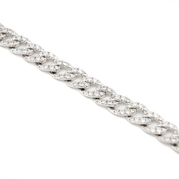 Pulsera de oro blanco y diamantes 18k de Joyería Marcos, elegancia y lujo en cada detalle.