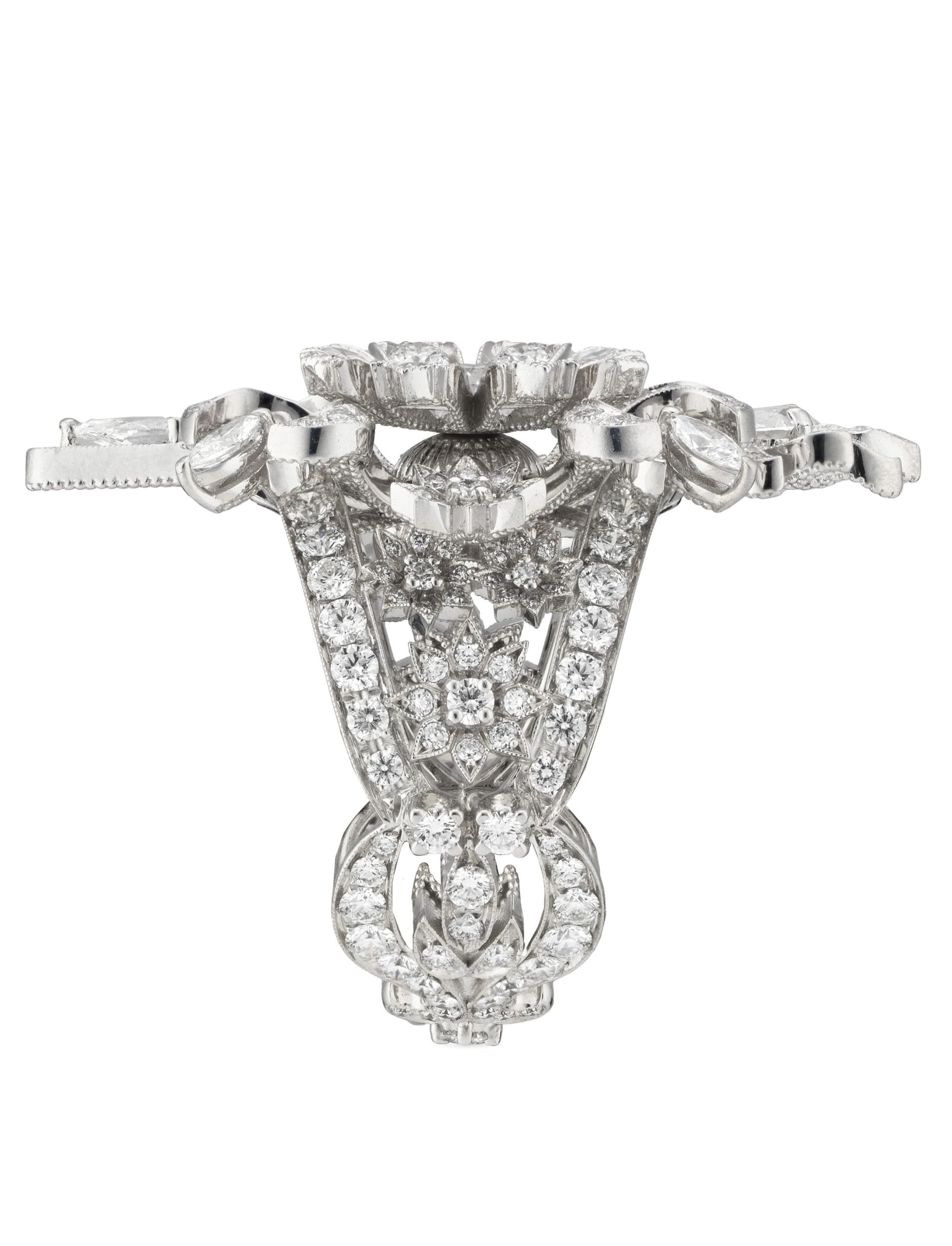 anillo gucci flora oro blanco con diamantes