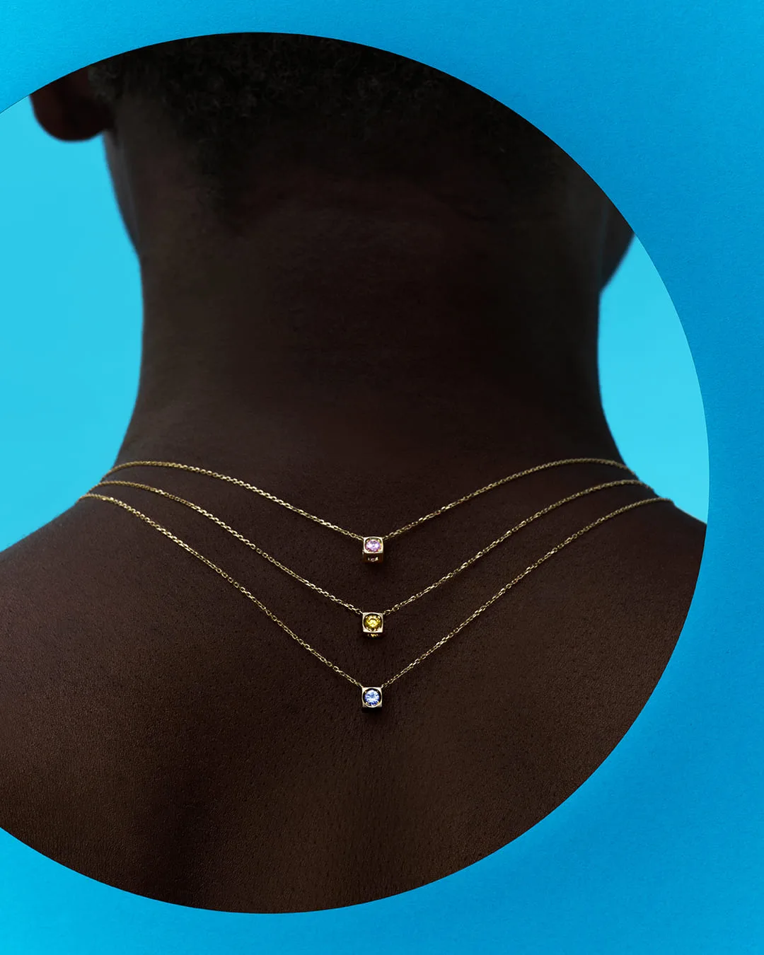 collar dinh van le cube