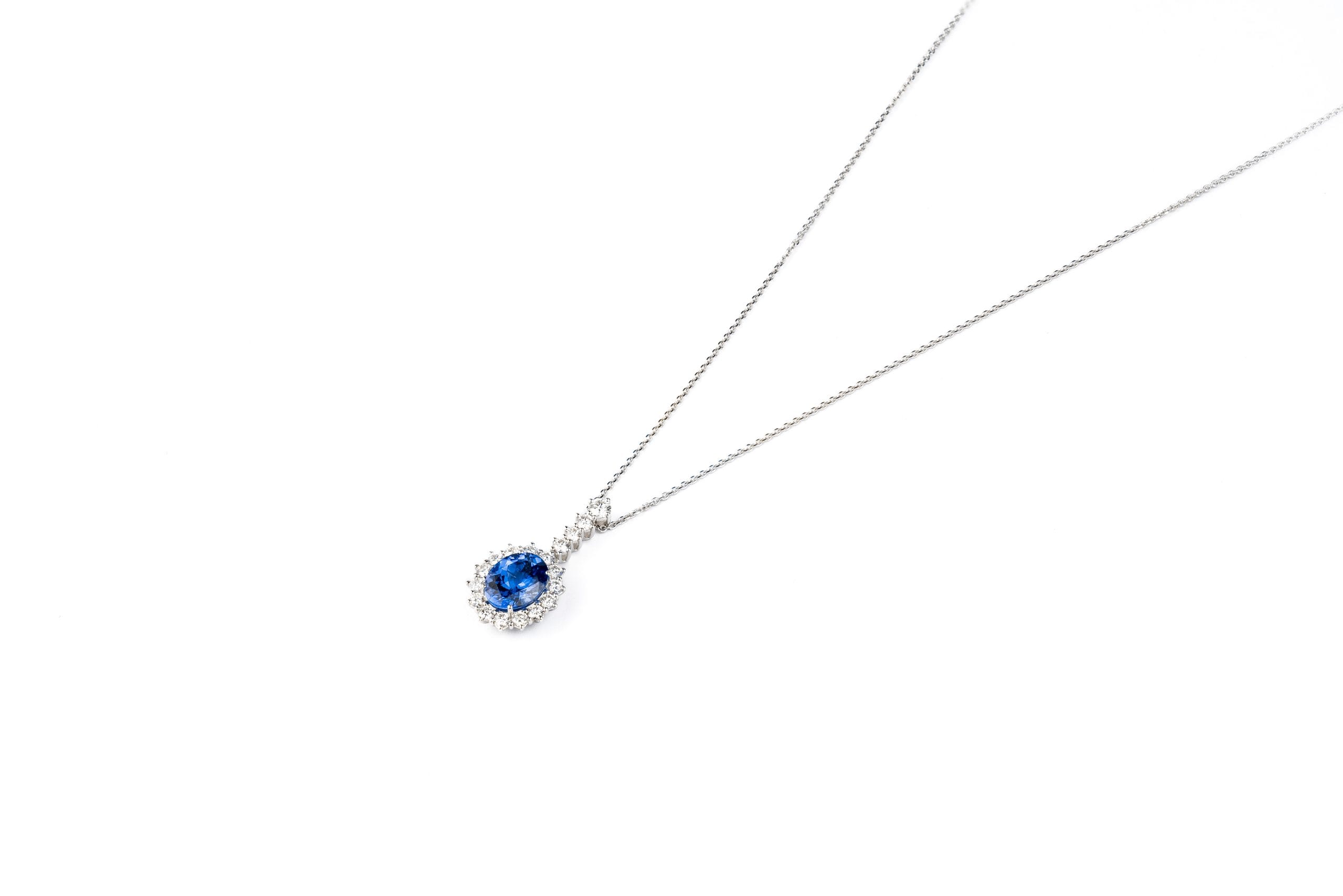 Colgante oro blanco con Tanzanita y Diamantes - Image 2