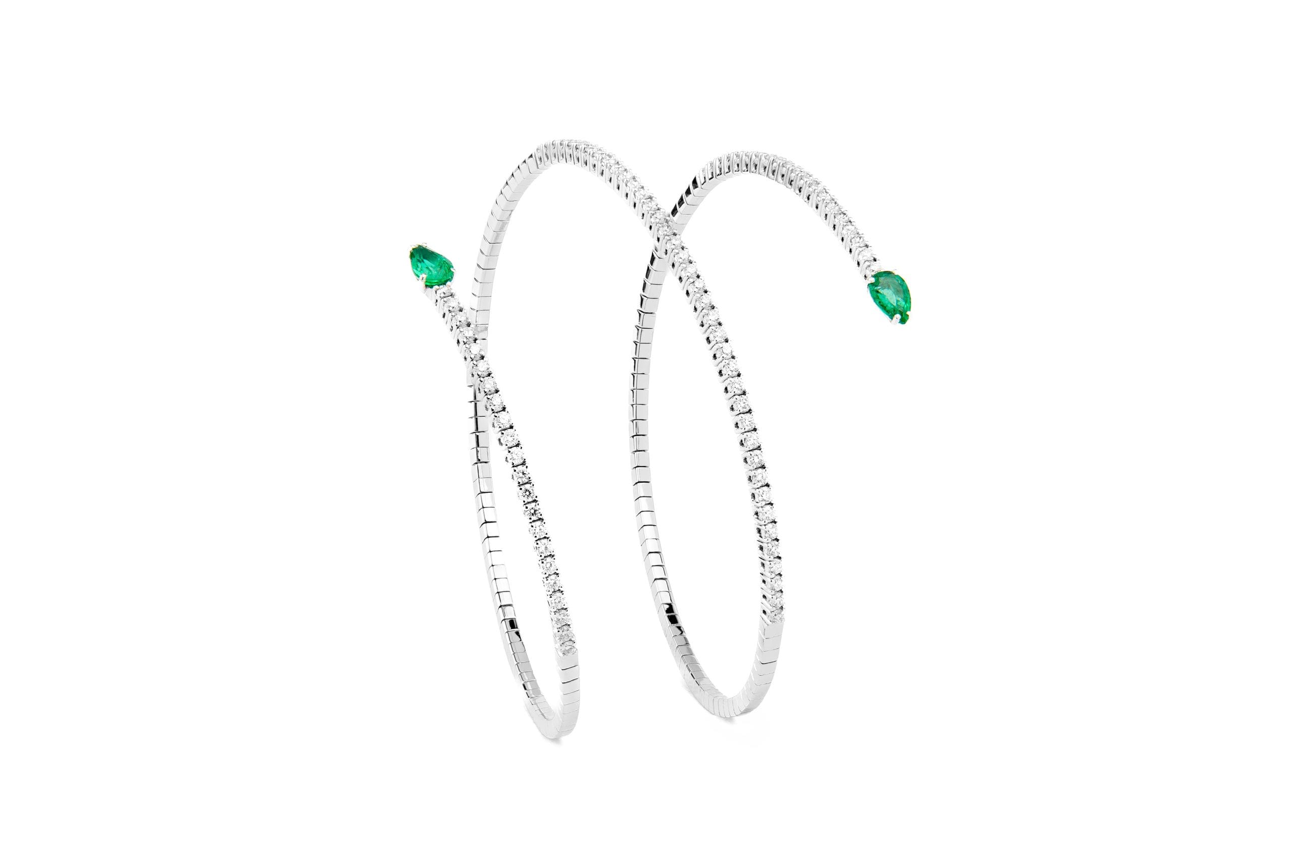 pulsera espiral de oro blanco con esmeraldas y diamantes